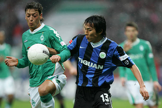 以某国际知 以某国际知