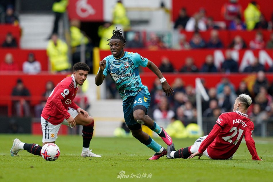 场比分差距 场比分差距